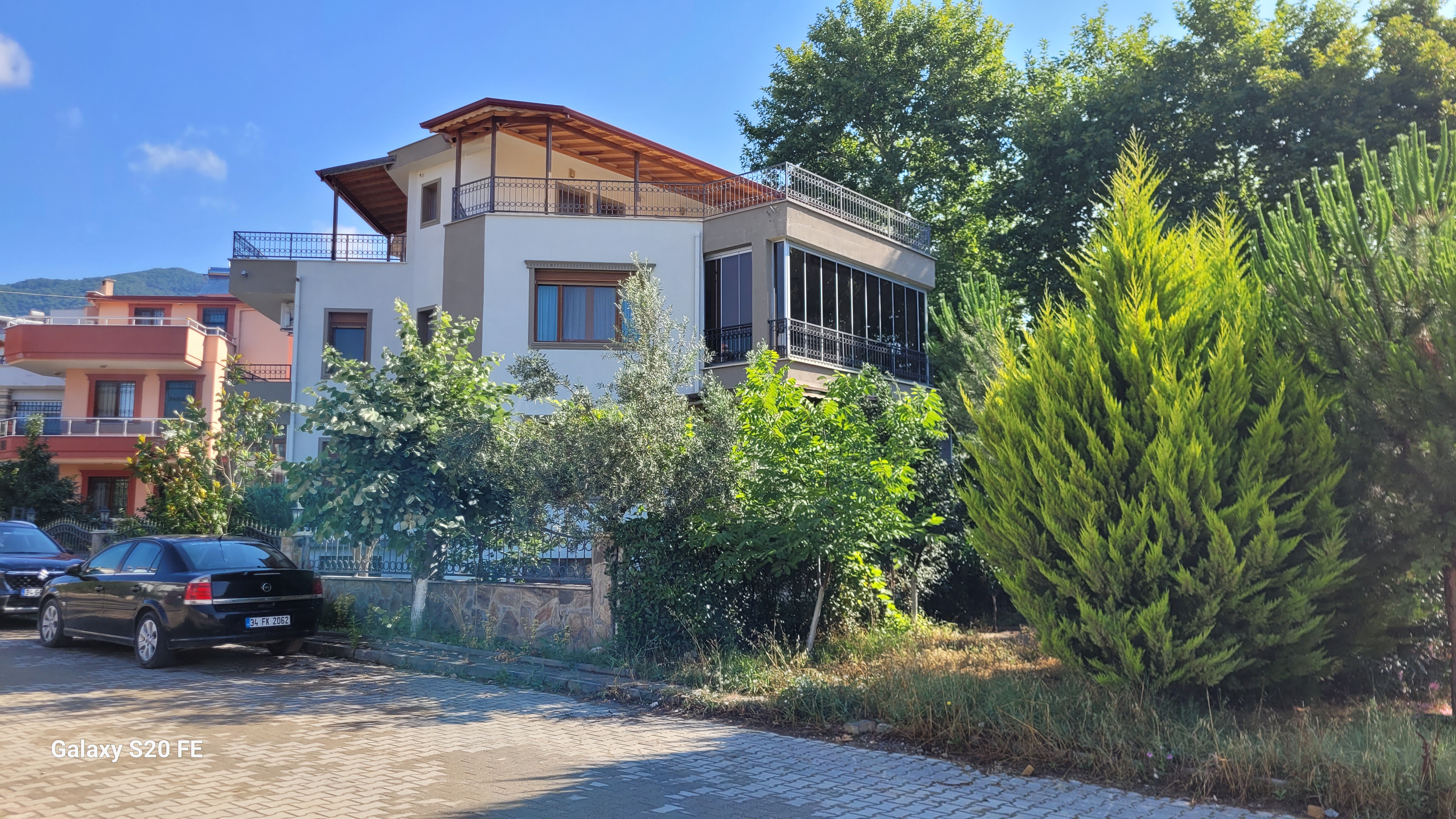 Dere Kenarı Villa Dairesi