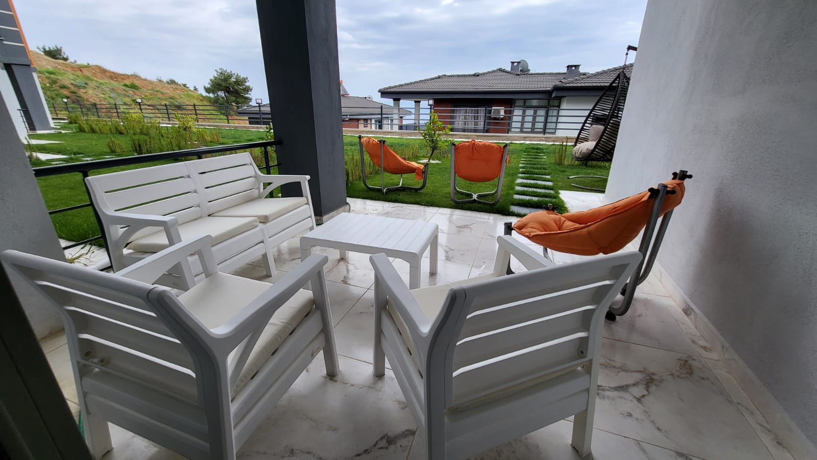 Narlı Köyü Bahçeli Villa