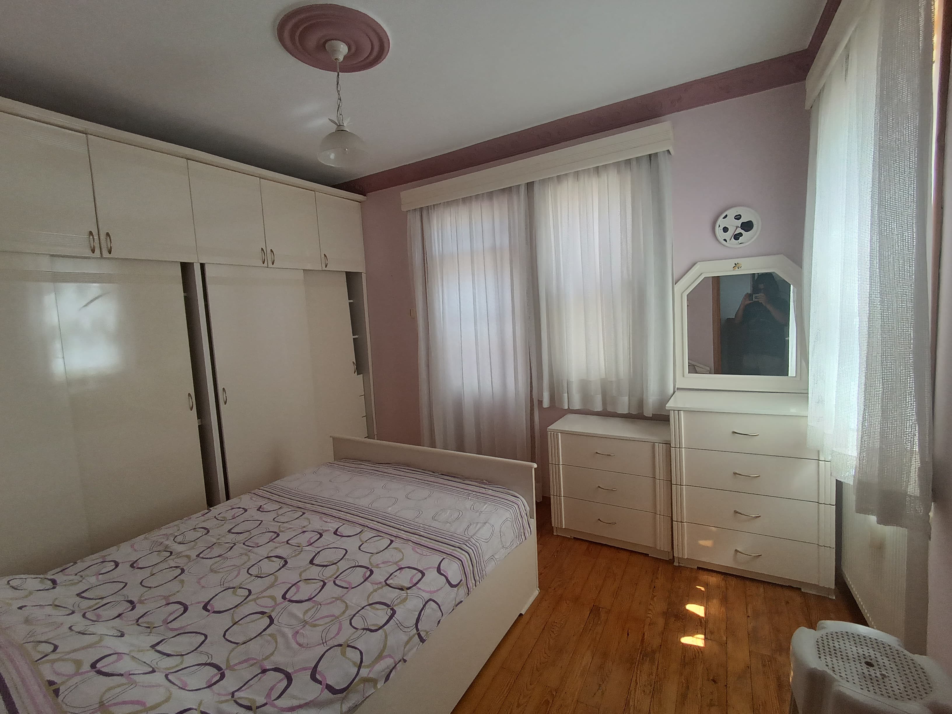 Bahçeli Köşe Villa